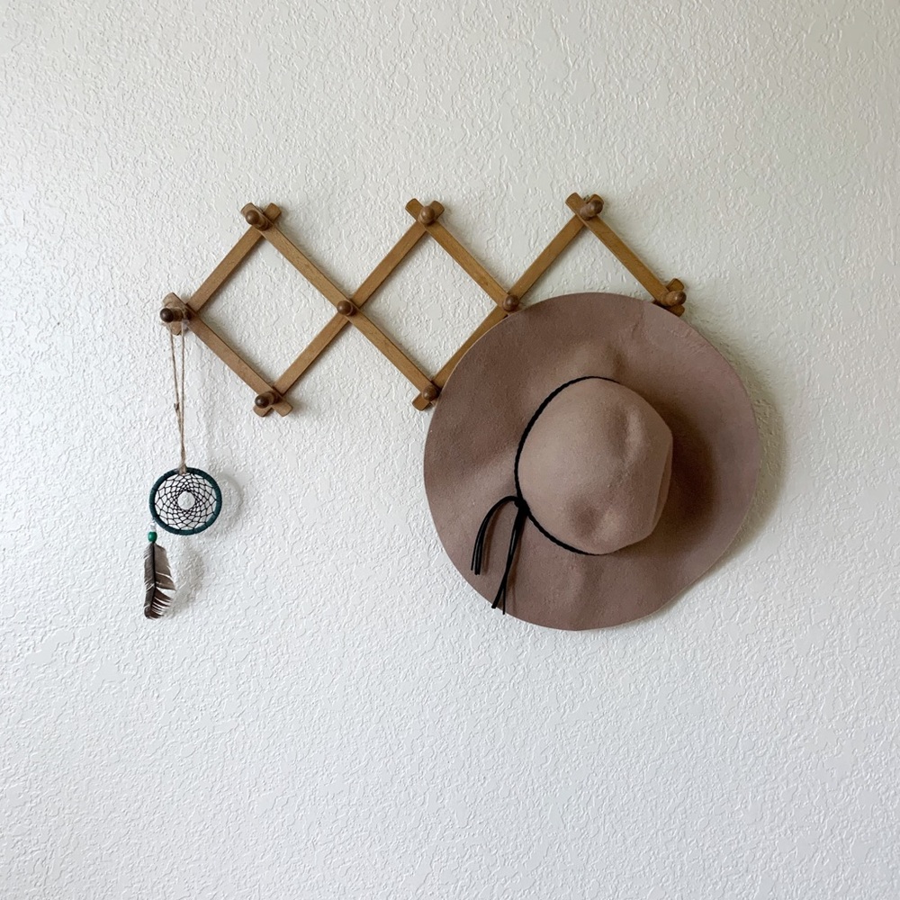 Tan Hat